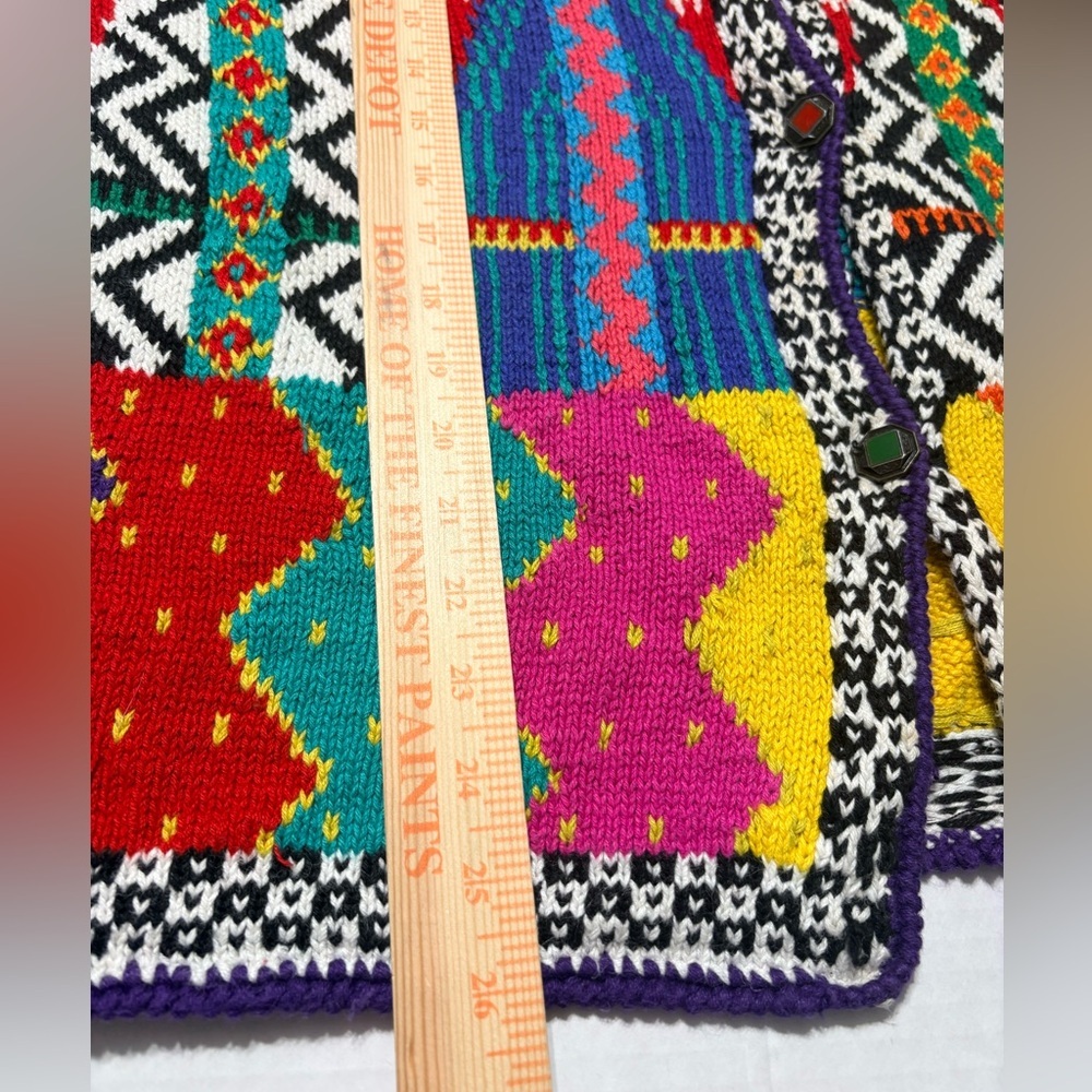 Colorful Vintage Southwestern Aztec Knit Cardigan with Metal Buttons.Heavyweight - Picture 11 of 14